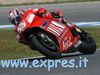 (Moto_Gp_2007)_Team_Ducati_Marlboro_(Loris_Capirossi)_02.jpg
